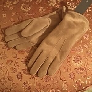 Elegant Tan Women's Gloves
